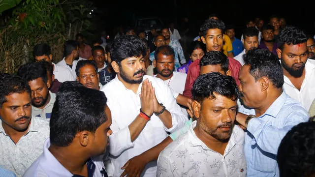 ଶୋଭାଯାତ୍ରା କରି ଆସିଥିଲେ ଜିଲ୍ଲାପାଳଙ୍କ କାର୍ଯ୍ୟାଳୟ । ନାମାଙ୍କନ ନ କରି ଫେରିଆସିଲେ ମାହାଙ୍ଗା ବିଜେଡି ପ୍ରାର୍ଥୀ ଅଙ୍କିତ ଜେନା