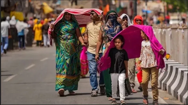 ଦିଲ୍ଲୀରେ ସୂର୍ଯ୍ୟ ସାଧୁଛି ଦାଉ । ୪୮ ଡିଗ୍ରୀ ଛୁଇଁଲା ତାପମାତ୍ରା । ଜାଣନ୍ତୁ ବଢୁଥିବା ତାପମାତ୍ରା ପଛରେ କ’ଣ ରହିଛି କାରଣ