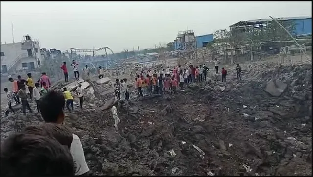 ସବୁଠାରୁ ବଡ ବାରୁଦ କାରଖାନାରେ ଭୟଙ୍କର ବିସ୍ଫୋରଣ । ଚାଲିଗଲା ୧୦ ଜୀବନ, ଅନେକ ଗୁରୁତର