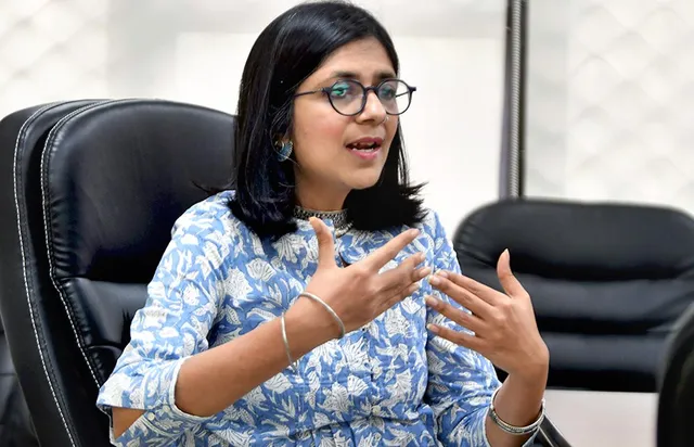 ଦୁର୍ବ୍ୟବହାର ମାମଲାରେ ସ୍ୱାତୀ ମାଲିୱାଲଙ୍କ ଘରେ ଦିଲ୍ଲୀ ପୁଲିସ: ଅଭିଯୁକ୍ତ ବୈଭବ କୁମାରଙ୍କୁ ଜାତୀୟ ମହିଳା କମିସନର ନୋଟିସ