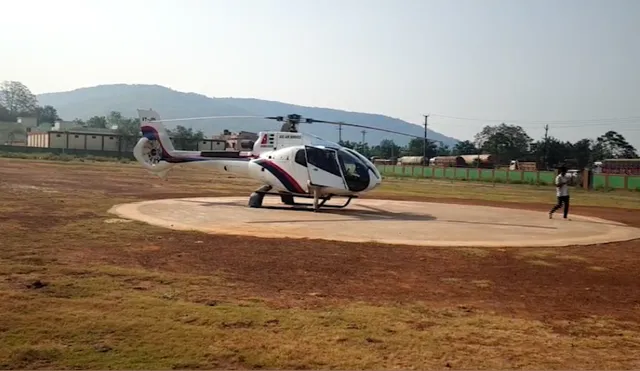 ଢେଙ୍କାନାଳ ପଲ୍ଲିଶ୍ରୀ ମେଳା ପଡ଼ିଆରେ ସନ୍ଦିଗ୍ଧ ହେଲିକପ୍ଟରକୁ ନେଇ ଚର୍ଚ୍ଚା । କାହିଁକି ଓ କେଉଁଠୁ ଆସିଲା ପ୍ରଶାସନ ପାଖରେ ନାହିଁ ସୂଚନା