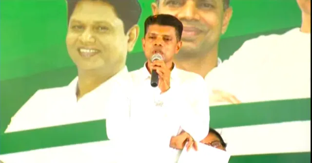 ପଦ୍ମପୁରରେ ପାଣ୍ଡିଆନଙ୍କ ପ୍ରଚାର । ବିଜେପିକୁ କଲେ ଟାର୍ଗେଟ, କହିଲେ ନବୀନ ଯେଉଁ ବିକାଶମୂଳକ କାମ କରୁଛନ୍ତି ତାକୁ ବନ୍ଦ କରିବାକୁ ଚେଷ୍ଟା କରୁଛି ବିଜେପି ।