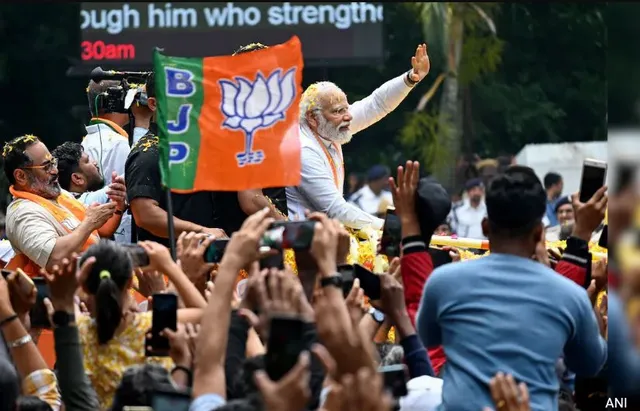 ମଙ୍ଗଳବାର ତୃତୀୟ ପର୍ଯ୍ୟାୟ ମତଦାନ । ଆଜି ଶେଷ ହେଉଛି ପ୍ରଚାର । ୧୦ ରାଜ୍ୟ ଏବଂ ୨ କେନ୍ଦ୍ରଶାସିତ ଅଞ୍ଚଳରେ ପଡିବ ଭୋଟ୍ ।