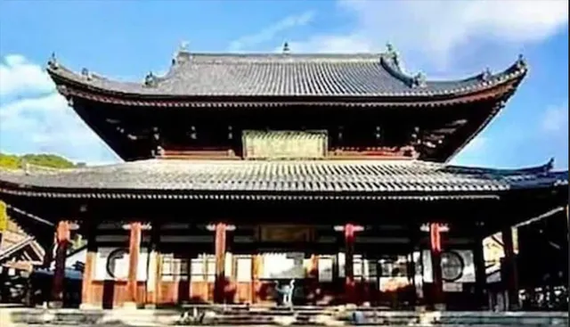 ୭୦୦ ବର୍ଷ ପୁରୁଣା ଛାଡପତ୍ର ମନ୍ଦିର । ଏହାର ଇତିହାସ ଜାଣିଲେ ଆପଣ ଆଶ୍ଚର୍ଯ୍ୟ ହୋଇଯିବେ ।