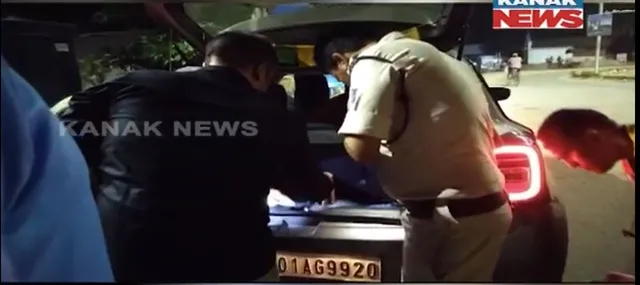 ନିର୍ବାଚନ ପାଇଁ ସବୁଠି ସୁରକ୍ଷା ଚିନ୍ତା । ବେଆଇନ୍ ନିଶା କାରବାର ରୋକିବାକୁ ପୋଲିସର କଡା ପହରା  ।