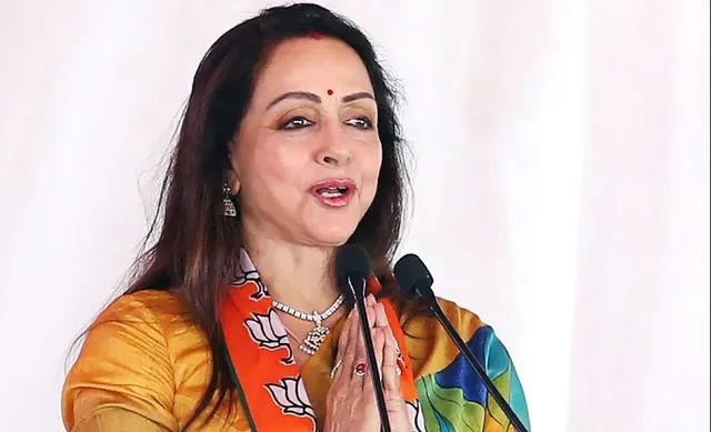 ଆଜି ଓଡିଶା ଆସୁଛନ୍ତି ବିଜେପିର ଷ୍ଟାର କ୍ୟାମ୍ପେନର ହେମାମାଳିନୀ । ଭୁବନେଶ୍ୱର, କଟକରେ କରିବେ ପ୍ରଚାର, ପିପିଲିରେ ରୋଡ୍ ଶୋ ।