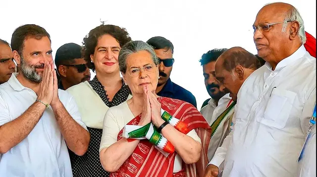 ରାୟବରେଲୀ ପହଂଚି ରାହୁଲଙ୍କ ପାଇଁ ଭୋଟ ଭିକ୍ଷା କଲେ ସୋନିଆ । ଭୋଟରଙ୍କୁ ଭାବୁକ ନିବେଦନ