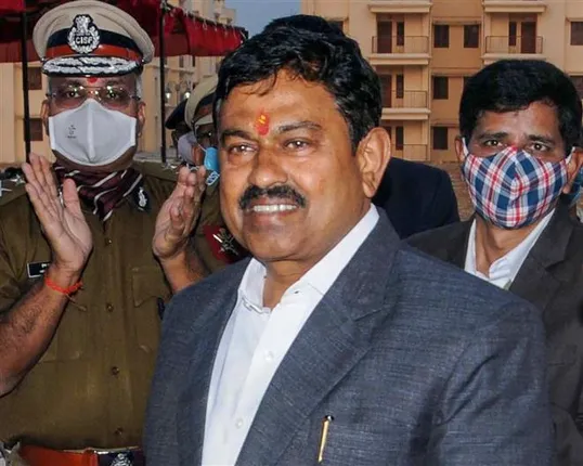 ଲକ୍ଷ୍ମୀପୁର ଖେରୀ ଆସନରୁ ପରାଜିତ ହେଲେ ବିଜେପିର ଦବଙ୍ଗ ନେତା ଅଜୟ ମିଶ୍ରା । ବିଜୟୀ ହେଲେ ସମାଜବାଦୀ ପାର୍ଟି ପ୍ରାର୍ଥୀ