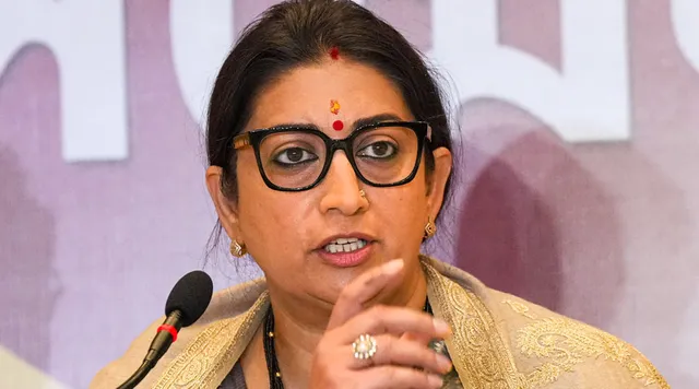 ଉତ୍ତରପ୍ରଦେଶରେ କଂଗ୍ରେସର ଭଲ ପ୍ରର୍ଦଶନ, ୫୪ ହଜାର ସିଟରେ ପଛୁଆ ଅଛନ୍ତି ସୃତି ଇରାନୀ ।