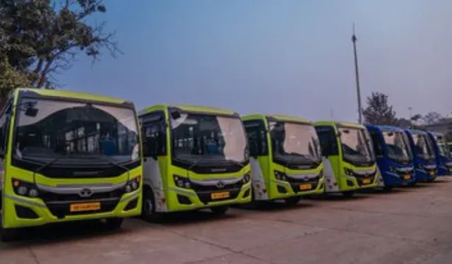 ରଥଯାତ୍ରା ପାଇଁ ପ୍ରତି ବ୍ଲକ୍ ହେଡକ୍ୱାର୍ଟରରୁ ପୁରୀକୁ ଗଡିବ ବସ୍ । ଓଡିଶାରୁ ଦେଶର ବିଭିନ୍ନ ତୀର୍ଥସ୍ଥଳୀକୁ ଚାଲିବ ବସ୍ ସେବା । ବଦଳିପାରେ ଲକ୍ଷ୍ମୀ ବସର ନାଁ ।