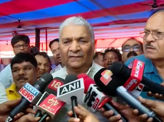 ଓଡ଼ିଶା ମୁଖ୍ୟମନ୍ତ୍ରୀ ନେଇ ବିଜେପି ପକ୍ଷରୁ ଚାଲିଛି କସରତ । ନିର୍ବାଚନ ପ୍ରଭାରୀ ବିଜୟ ପାଲ ସିଂ ତୋମାର କହିଲେ, ବିଧାୟକ ଦଳ ବୈଠକରେ ହିଁ ଚୂଡାନ୍ତ ହେବ ନିଷ୍ପତ୍ତି ।