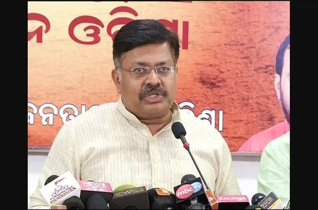 ଖୁବଶୀଘ୍ର ଖୋଲିବ ରତ୍ନଭଣ୍ଡାର । ପୁରୀରେ ମହାପ୍ରଭୁଙ୍କ ଗଜାନନ ବେଶ ଦର୍ଶନ ପରେ ଆଇନମନ୍ତ୍ରୀଙ୍କ ବୟାନ