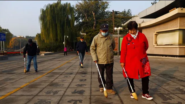 ସଂକଟରେ ଚୀନର ଅର୍ଥନୀତି । ପେନସନ୍ ଦେବାକୁ ରାଜକୋଷରେ ନାହିଁ ଟଙ୍କା । ଅବସର ବୟସ ସୀମା ୧୦ ବର୍ଷ ବୃଦ୍ଧି କରିବାକୁ ଯୋଜନା