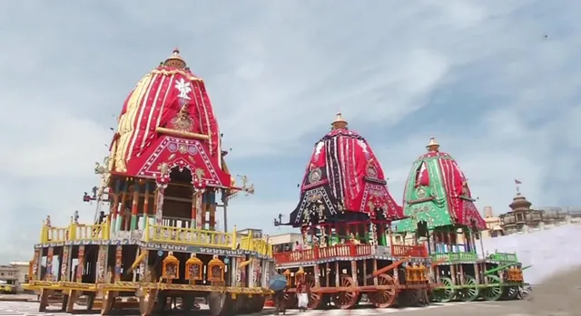 ମହାପ୍ରଭୁଙ୍କ ଅପେକ୍ଷାରେ ୩ ରଥ;  ଆଜି ରଥଖଳାକୁ ବିଜେ ହେବ ଆଜ୍ଞାମାଳ 