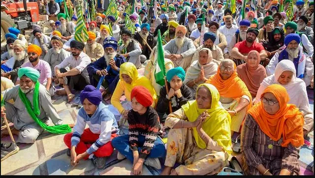 ଶମ୍ଭୁ ସୀମା ଖୋଲିବା ନେଇ ଶେଷ ହେଲା ଡେଡଲାଇନ । ଦିଲ୍ଲୀ ଯିବେ ଆନ୍ଦୋଳନରତ ଚାଷୀ, ଅଗଷ୍ଟ ୧୫ ରେ ସାରା ଦେଶରେ ଟ୍ରାକ୍ଟର ମାର୍ଚ୍ଚ କରିବାକୁ ଯୋଜନା