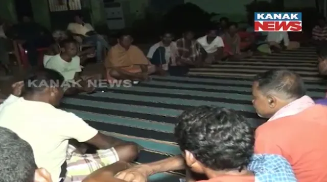 ସ୍କୁଲରେ ଭୂତ ଭୟ ; ପାଠ ପଢ଼ିବାକୁ ଯାଉନାହାଁନ୍ତି ୬୪ ଜଣ ଛାତ୍ରଛାତ୍ରୀ, ମାଲକାନଗିରି ମାଥିଲିରେ ଆଶ୍ରମ