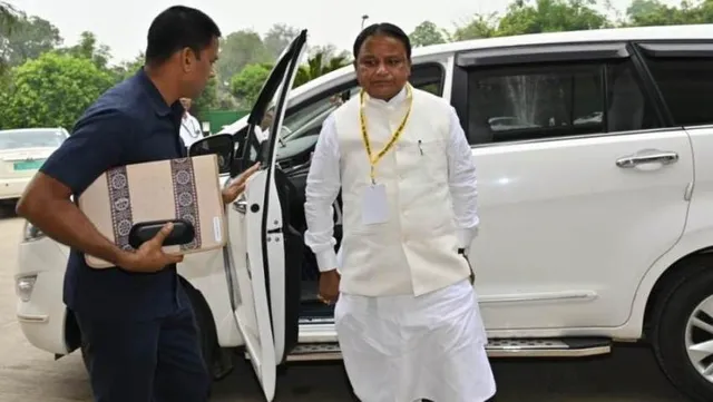 ଦିଲ୍ଲୀ ଗସ୍ତରେ ମୁଖ୍ୟମନ୍ତ୍ରୀ ମୋହନ ମାଝୀ ; ଆଜି ଜାତୀୟ ରାଜପଥ ନିର୍ମାଣ ସମୀକ୍ଷା ବୈଠକରେ ରଖିବେ ଓଡ଼ିଶାର ପକ୍ଷ 