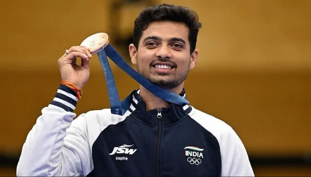 TTEରୁ OSD ହେଲେ ସ୍ୱପ୍ନିଲ । ଅଲିମ୍ପିକ୍ସ ମେଡାଲ ଜିତିବା ପରେ ରେଳ ବିଭାଗର ବଡ ଗିଫ୍ଟ ।