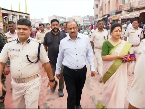 ଦାୟିତ୍ୱ ନେବା ପରେ ଶ୍ରୀମନ୍ଦିର ଯାଇ ଶ୍ରୀଜିଉଙ୍କ ଆଶିଷ ନେଲେ ଡିଜିପି ; କହିଲେ, ଖୁବ ଶୀଘ୍ର କାର୍ଯ୍ୟକ୍ଷମ ହେବ ଶ୍ରୀମନ୍ଦିର ସ୍ୱତନ୍ତ୍ର ବାଟାଲିୟନ