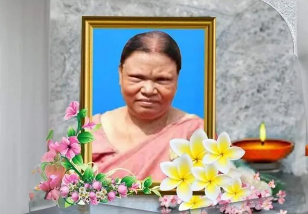 ଡେଙ୍ଗୁରେ କେନ୍ଦ୍ରମନ୍ତ୍ରୀ ଜୁଏଲ ଓରାମଙ୍କ ପତ୍ନୀଙ୍କ ପରଲୋକ ; ସୁନ୍ଦରଗଡ଼ ଅଭିମୁଖେ ବାହାରିଲା ମର ଶରୀର , ଆଜି ଗାଁରେ ହେବ ଶେଷକୃତ୍ୟ