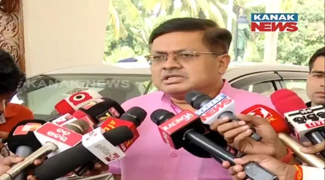 ଚିକିଟି ବିଷାକ୍ତ ମଦ ପ୍ରସଙ୍ଗ ; ମନ୍ତ୍ରୀ କହିଲେ ଅଭିଯୁକ୍ତଙ୍କ ବିରୋଧରେ ହେବ କଡା କାର୍ଯ୍ୟାନୁଷ୍ଠାନ