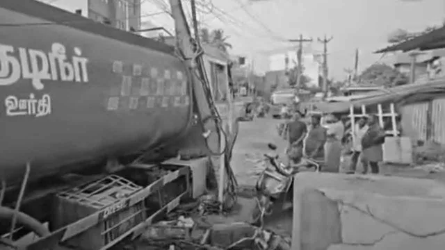 water-lorry-ins
