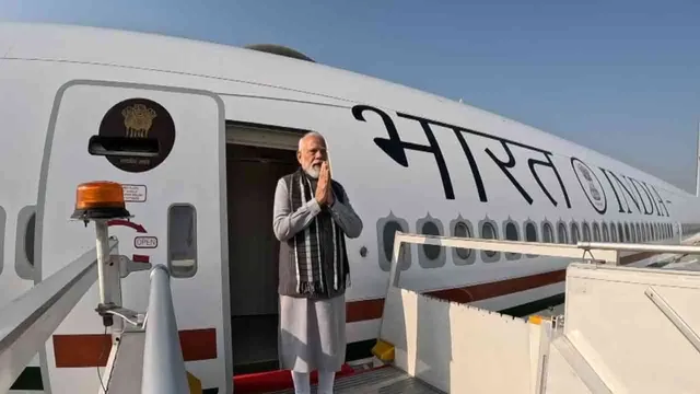 modi-flight-vanakkam-1