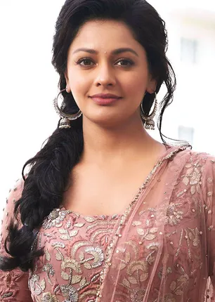 /idhalgal/cinikkuttu/me-too-poojakumar