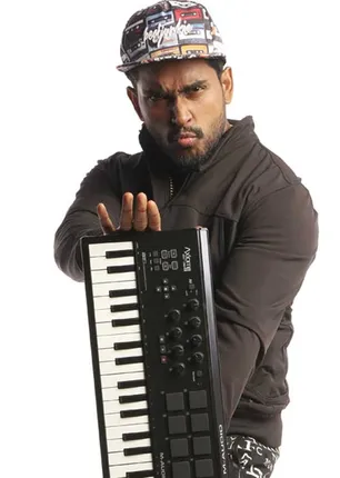 /idhalgal/cinikkuttu/music-work
