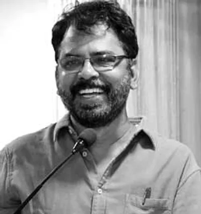 /idhalgal/eniya-utayam/director-brindasarathy