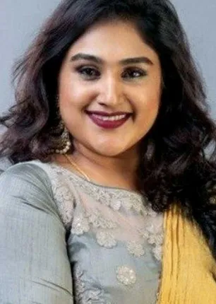 /idhalgal/cinikkuttu/psycho-abirami-stupid-madhumita-i-am-bajari-attack-vanitha-vijayakumar