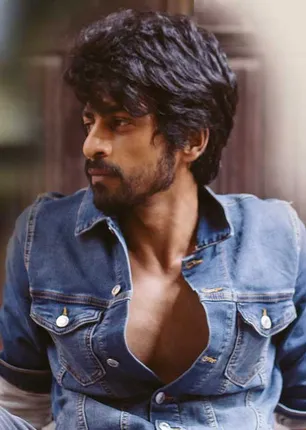 /idhalgal/cinikkuttu/mix-good-and-evil-newcomer-actor
