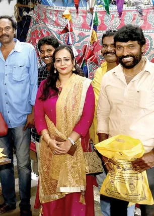 /idhalgal/cinikkuttu/small-screen-associations-good-effort