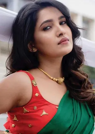 /idhalgal/cinikkuttu/be-cautious-vani-bhojan-entry-cinema