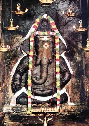 /idhalgal/balajothidam/karpaka-ganesha-who-solves-maternal-curses-c-th-meenakshi-shanmugam
