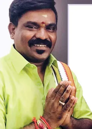 /idhalgal/eniya-utayam/my-song-car-journey-meeting-dr-pramozhi-balan-lets-meet-again