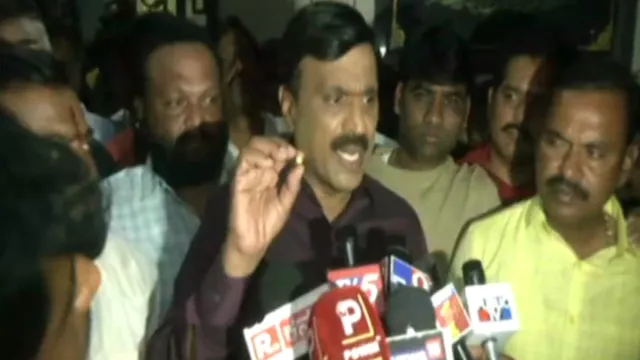 Banner clash outside Reddy's house turns deadly; Congress cctivist killed  in gunfire