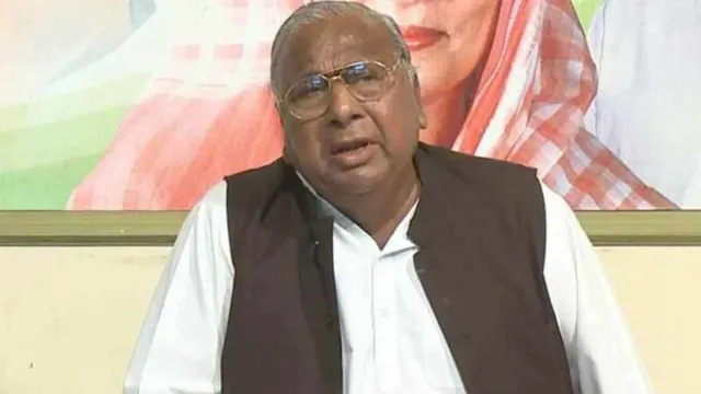 V Hanumantha: ఆ పేరు చెప్పి వీహెచ్ ను బోల్తా కొట్టించాలనుకున్నాడు.. కట్ చేస్తే మైండ్ బ్లాంక్ ట్విస్ట్..