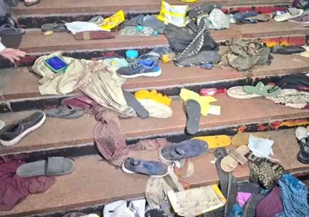 delhi station stampede