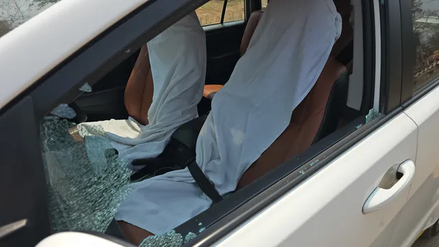 Stone pelting story pic