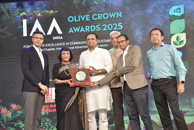 IAA OLIVE CROWN AWARDS