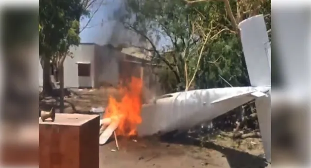 training aircraft crash