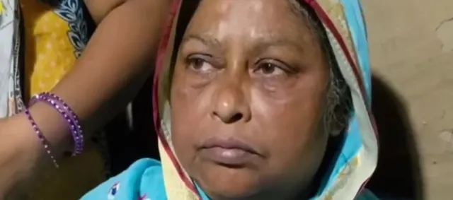 pakistani elderly woman in SORO