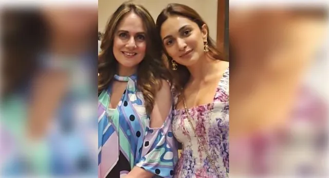 kiara advani with mother