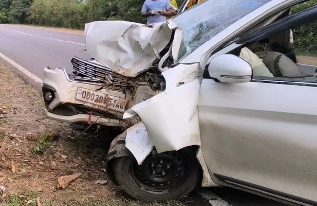 car mishap nayagarh