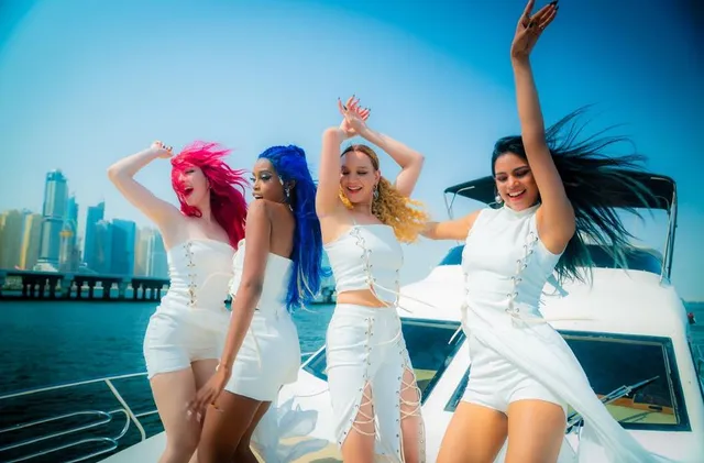 i like it hot music video