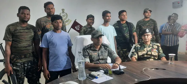 Maoists arrest