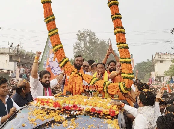 Mohan Majhi-Jay Dholakia