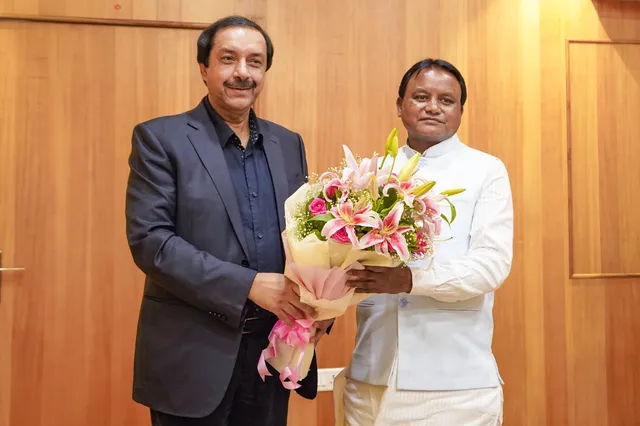 FIH PRESIDENT WITH ODISHA CM