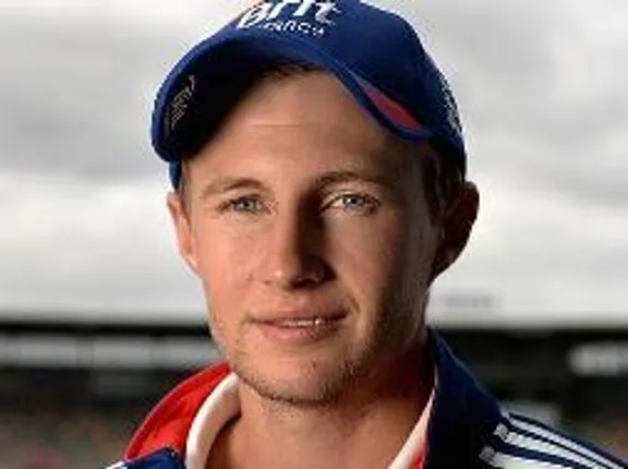 England beat India by seven wickets in first T20I